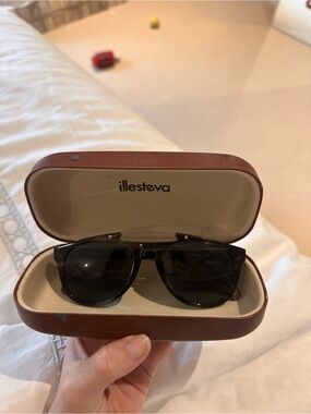 Illesteva Monaco sunglasses